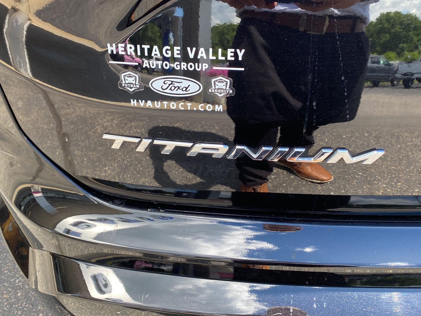 2023 Ford Edge Titanium