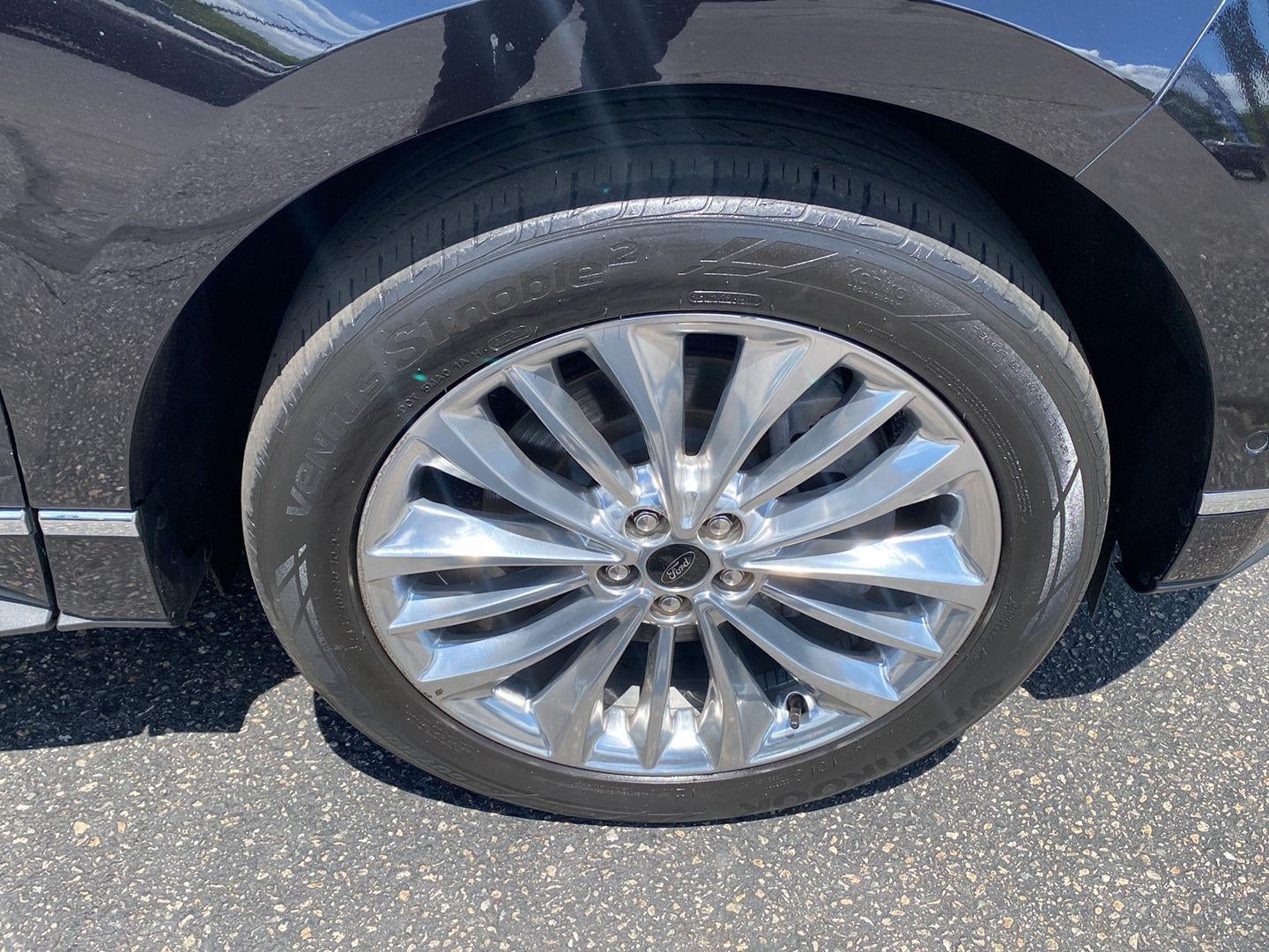 2023 Ford Edge Titanium