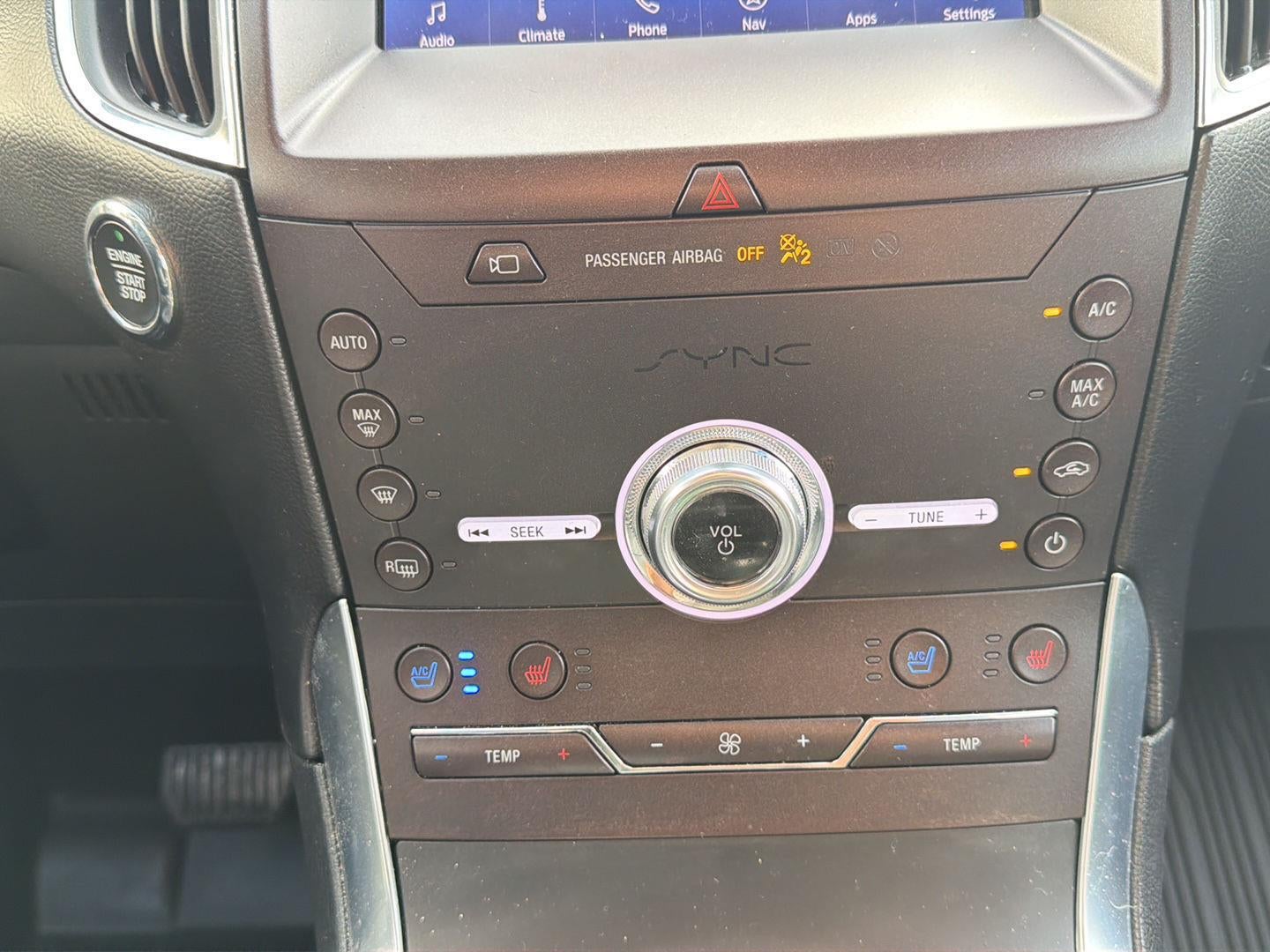 2020 Ford Edge Titanium