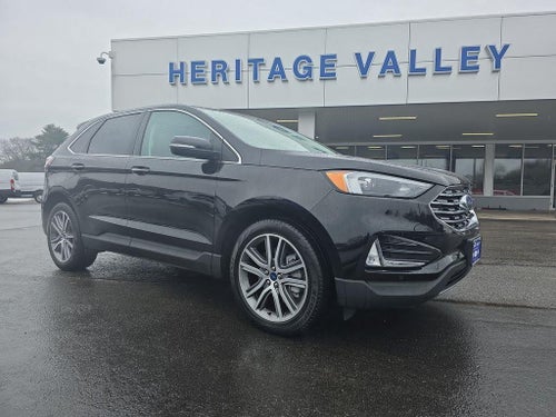 2022 Ford Edge Titanium