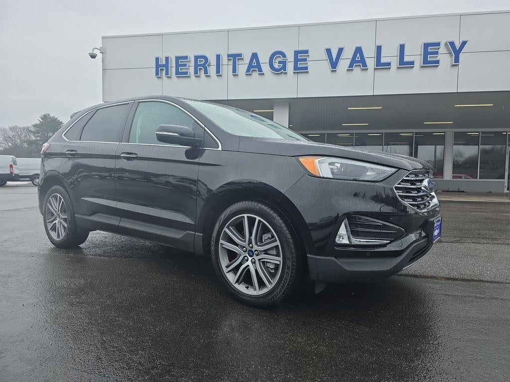 2022 Ford Edge Titanium