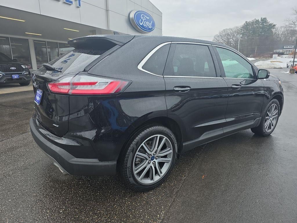 2022 Ford Edge Titanium
