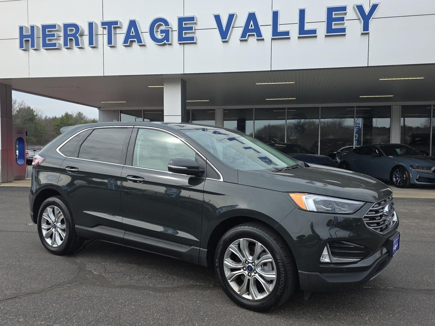 2023 Ford Edge Titanium