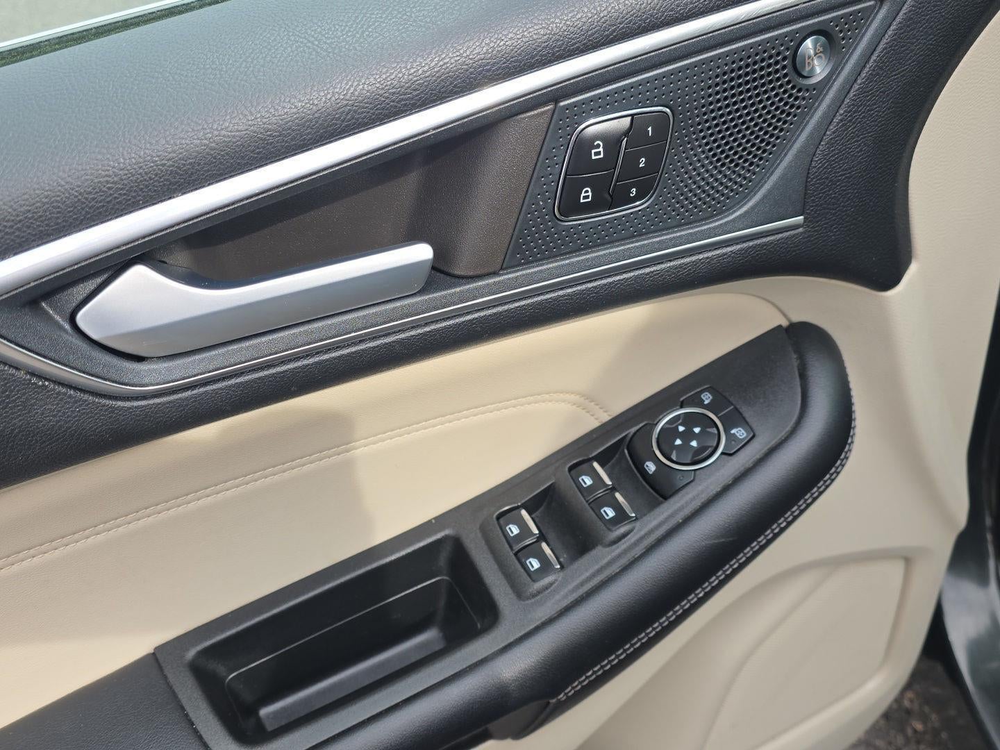 2023 Ford Edge Titanium