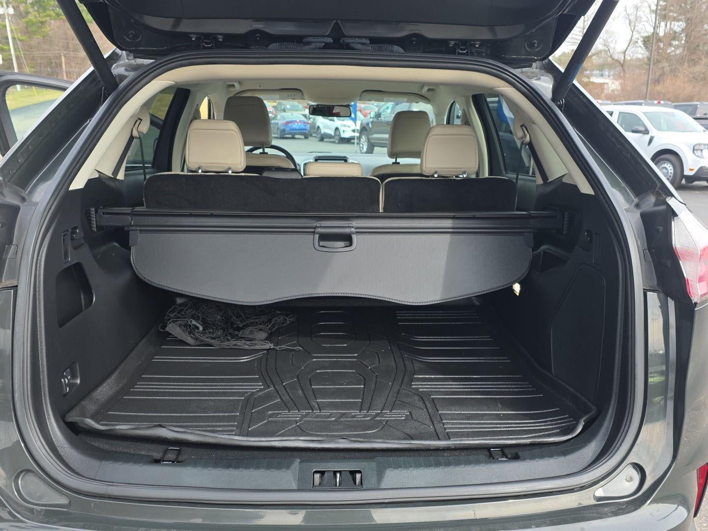 2023 Ford Edge Titanium