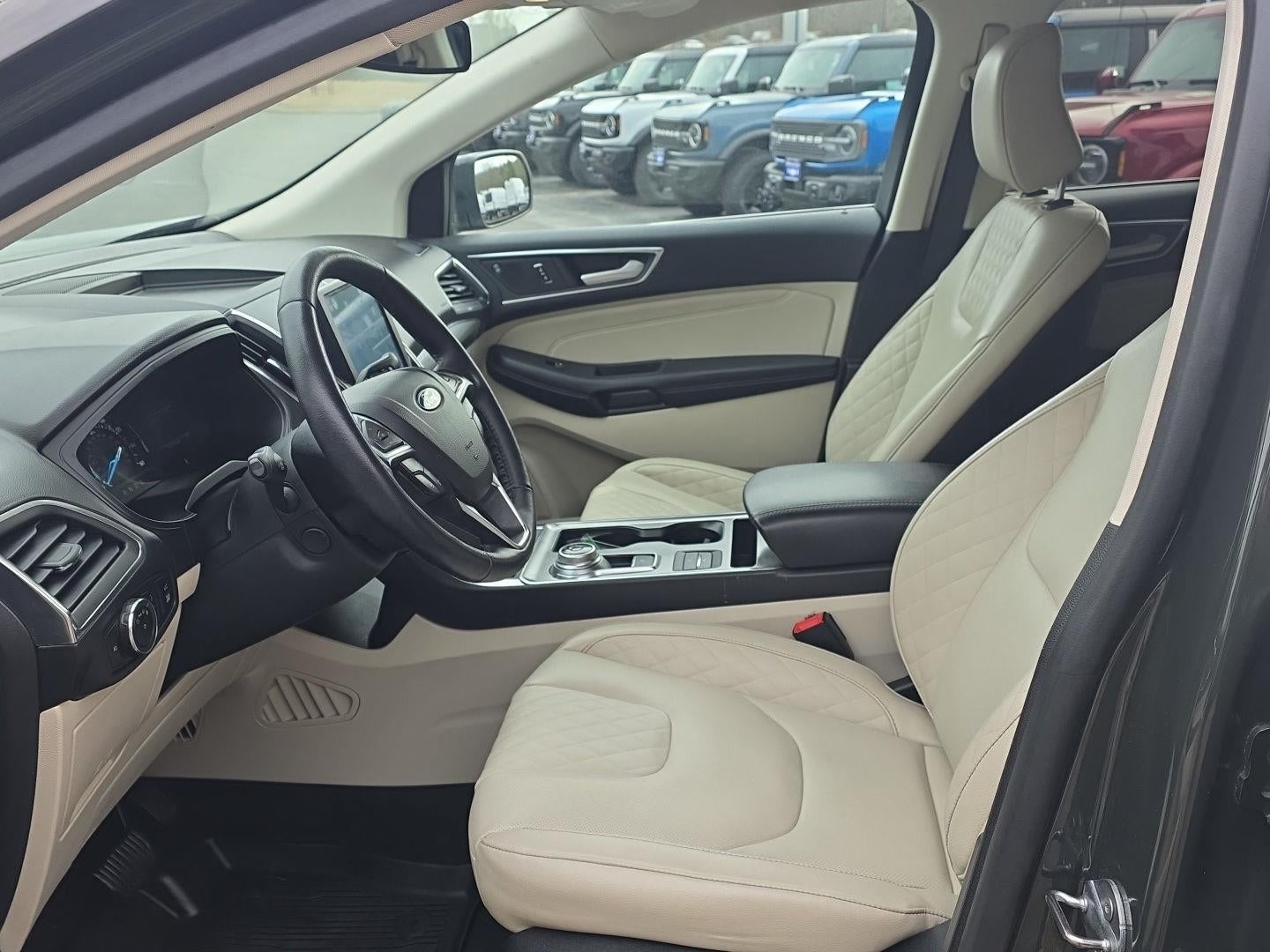 2023 Ford Edge Titanium