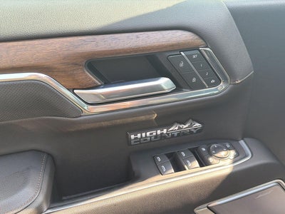 2022 Chevrolet Silverado 1500 High Country