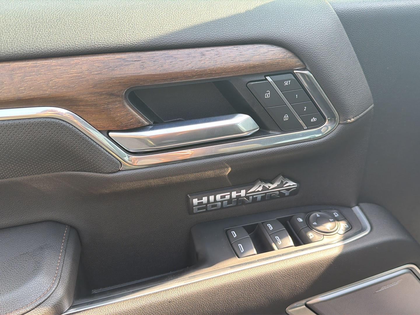 2022 Chevrolet Silverado 1500 High Country