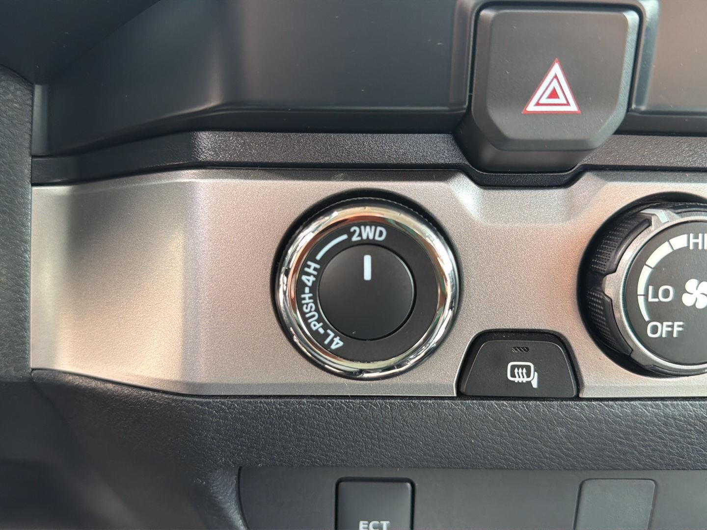 2019 Toyota Tacoma SR