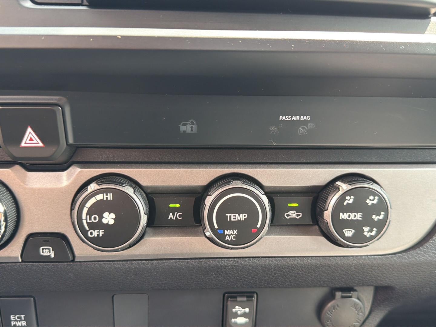 2019 Toyota Tacoma SR