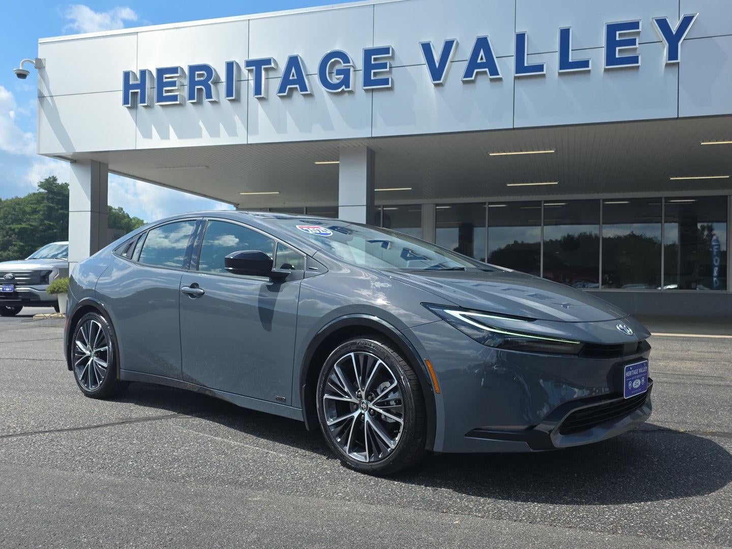 2025 Toyota Prius XLE