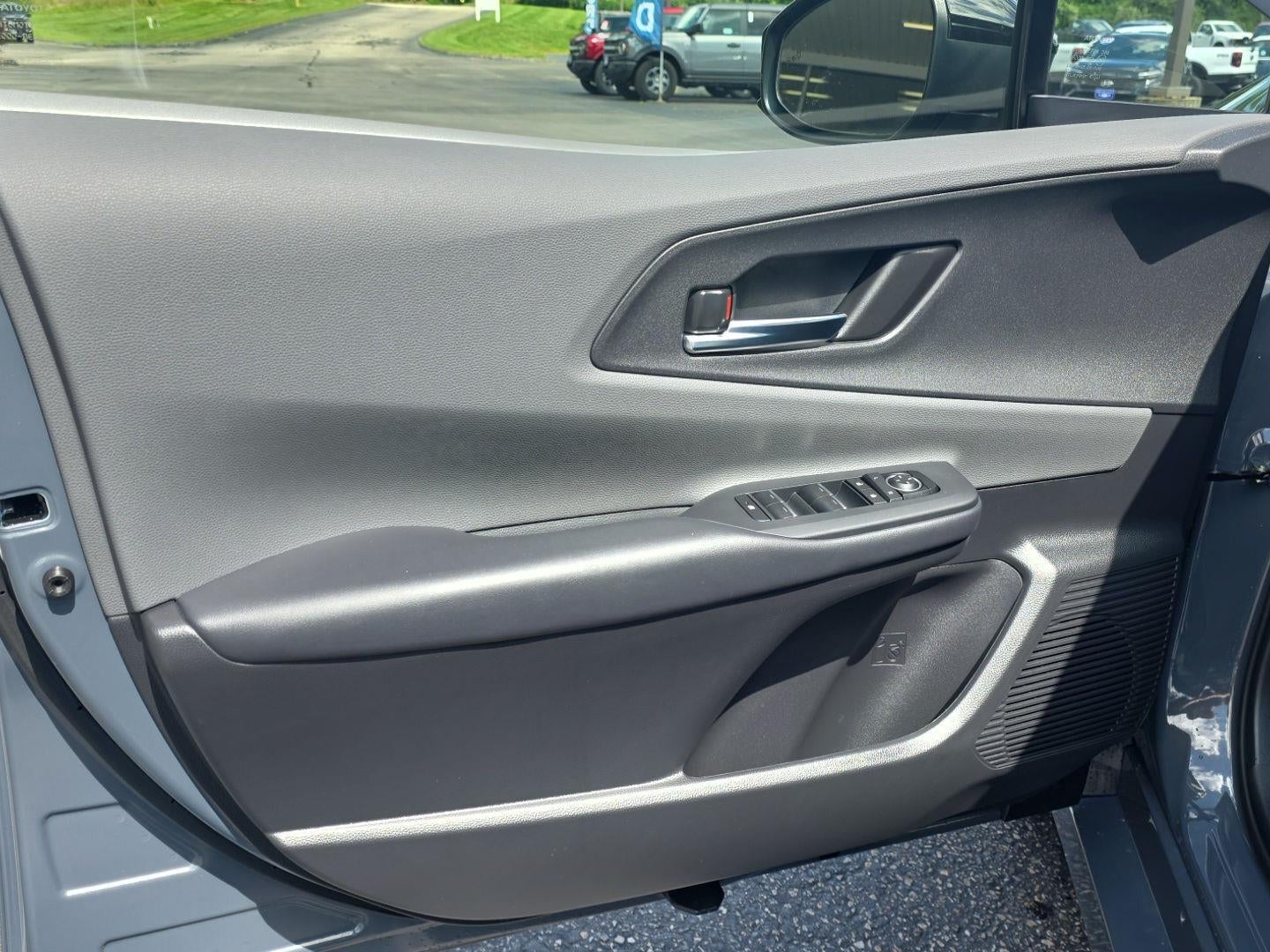 2025 Toyota Prius XLE