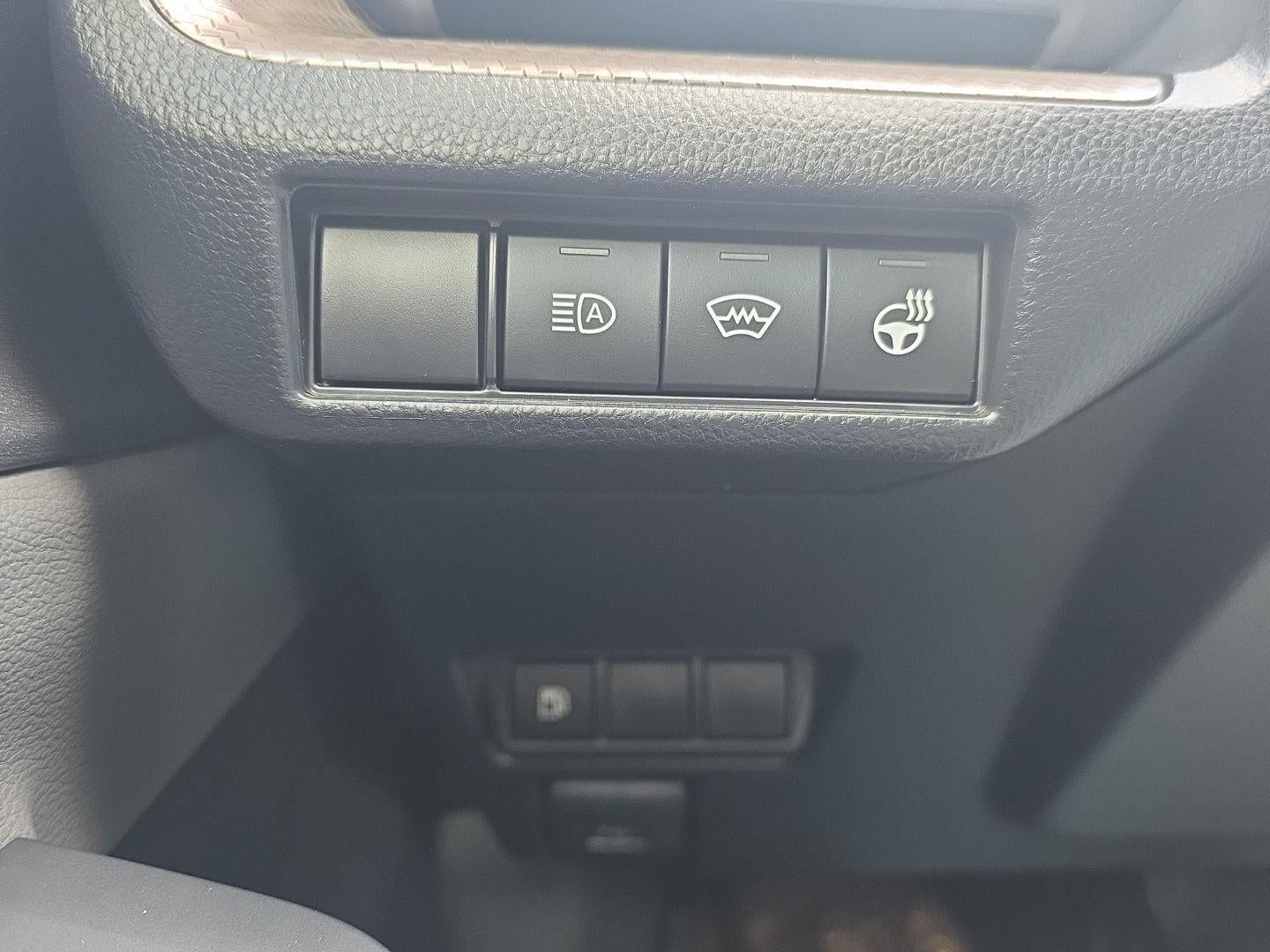 2025 Toyota Prius XLE