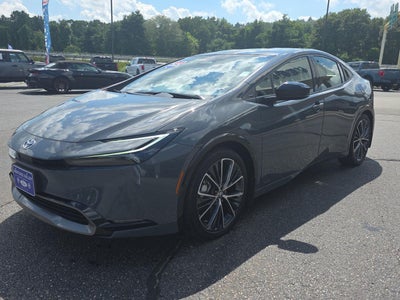 2025 Toyota Prius XLE