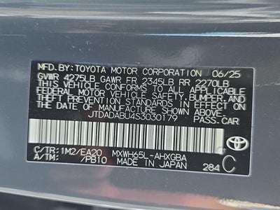 2025 Toyota Prius XLE