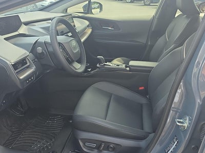 2025 Toyota Prius XLE