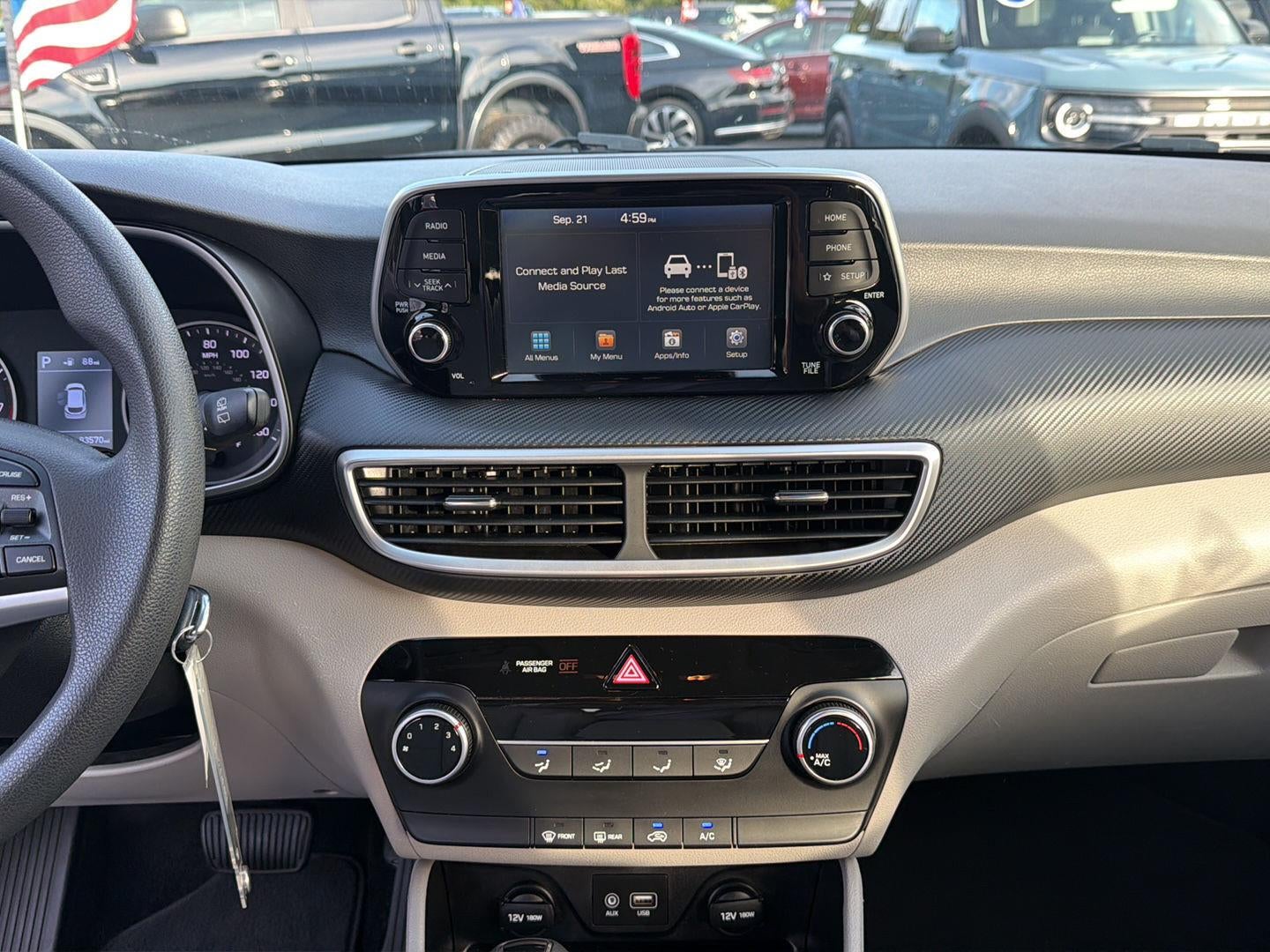 2021 Hyundai Tucson SE