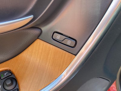 2017 Volvo XC60 Inscription