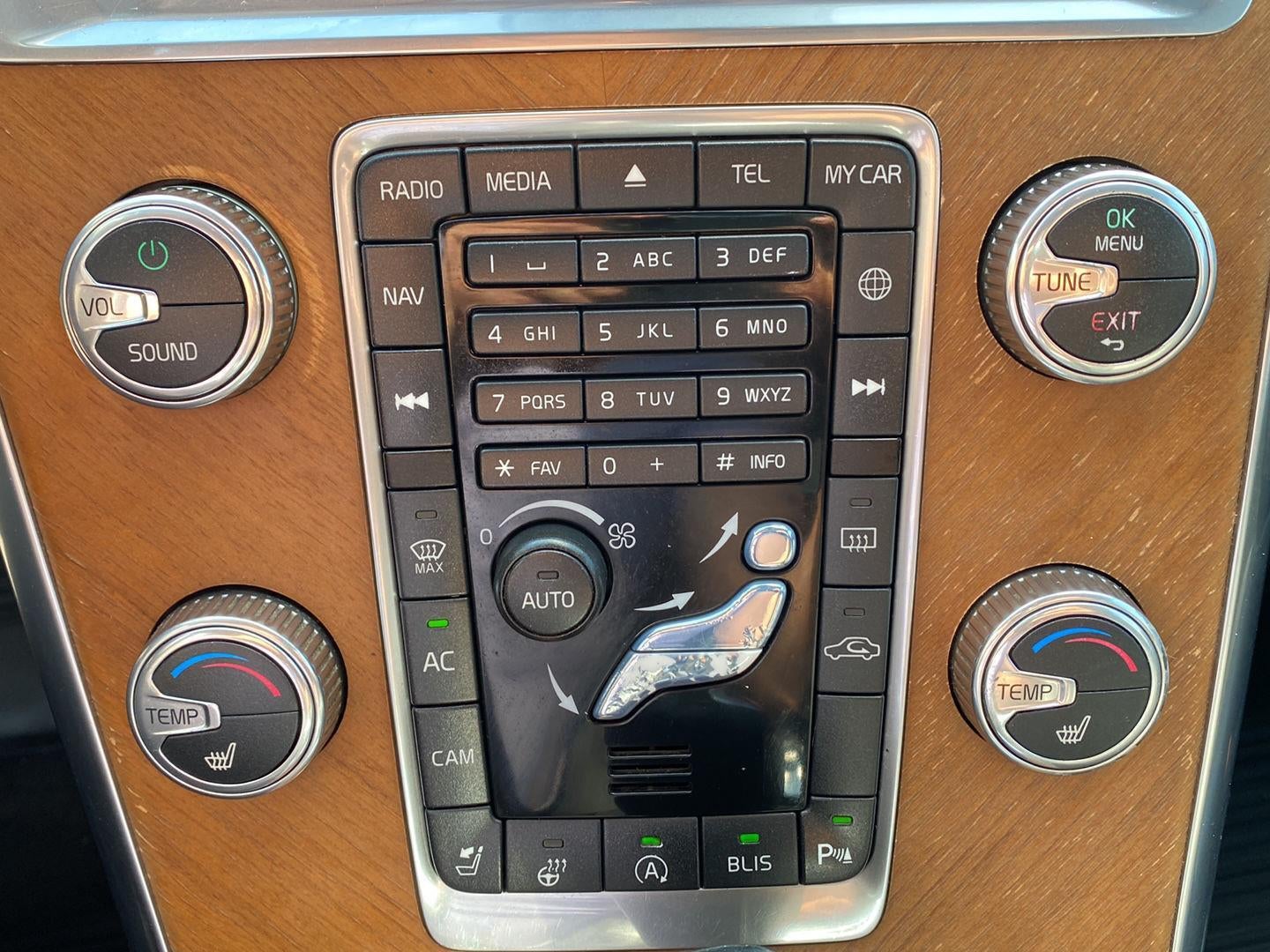 2017 Volvo XC60 Inscription